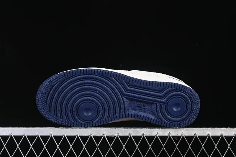 All categories Nk Air Force 1 Air Force series Nk Air Force 1 Low Air Force low-top Nike Air Force 1'07 Low North Face joint pig eight-meter blue Air Force 1 low-top casual sneakers DF0188-107